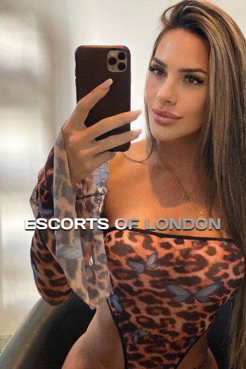  Exclusive Blonde haired London escort Gravity is 5’6